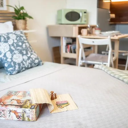 Stylish In Smichov, Private Parking, Free Gym Apartmán