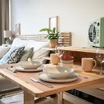 Stylish In Smichov, Private Parking, Free Gym *