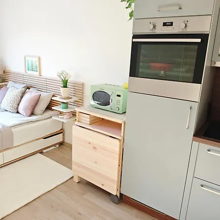 Stylish Apartment, Smichov, Free Gym アパート