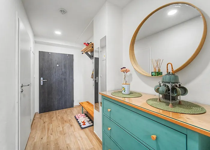 Stylish In Smichov, Private Parking, Free Gym *
